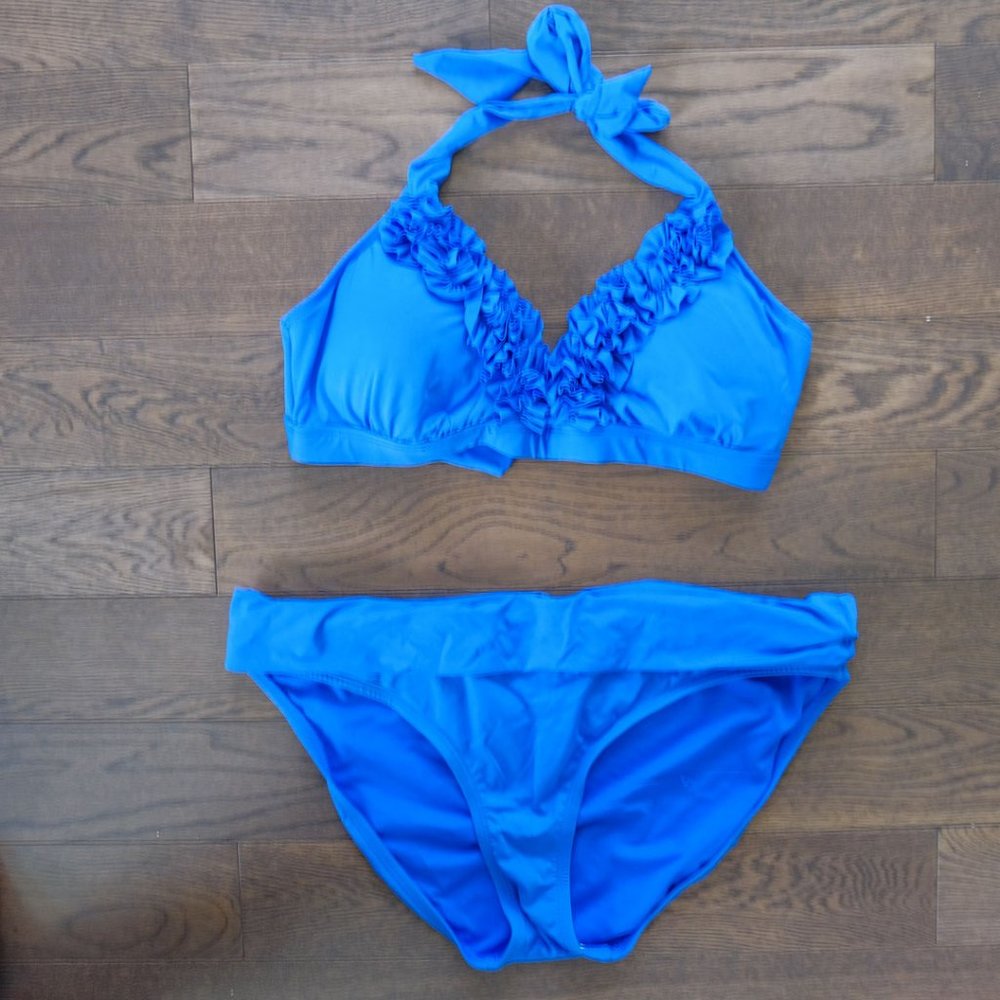 Blue ruffle 2 piece bikini